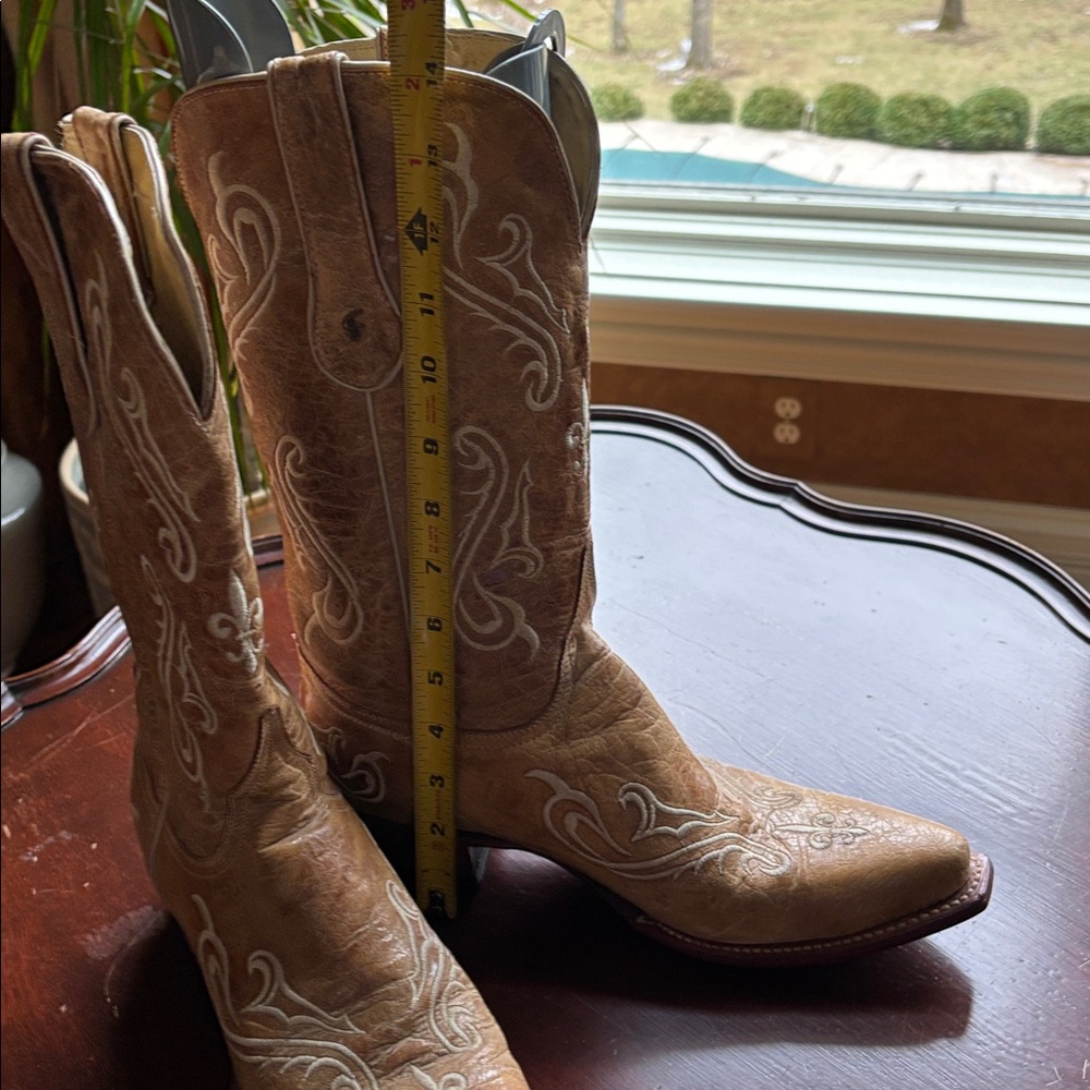 FERRINI Tan with cream Western Embroidery Women's Boots - Picture 2 of 9